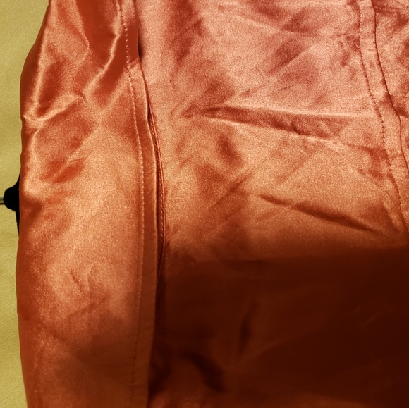 Bebe rose pink silk blouse - Picture 3 of 10